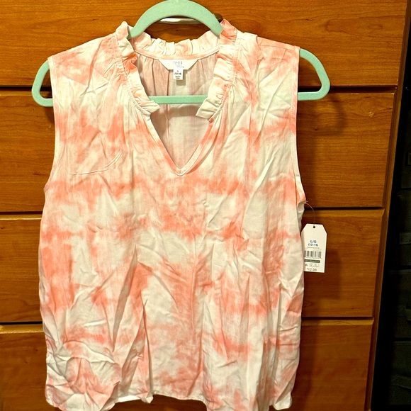 Time & Tru Ruffle Collar Tank - Picture 1 of 3